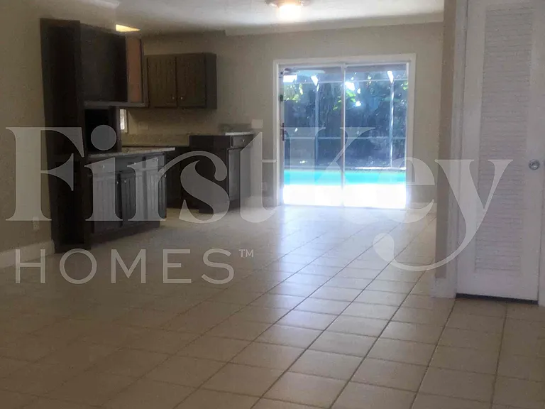 19742 Carolina Cir — Photo 9