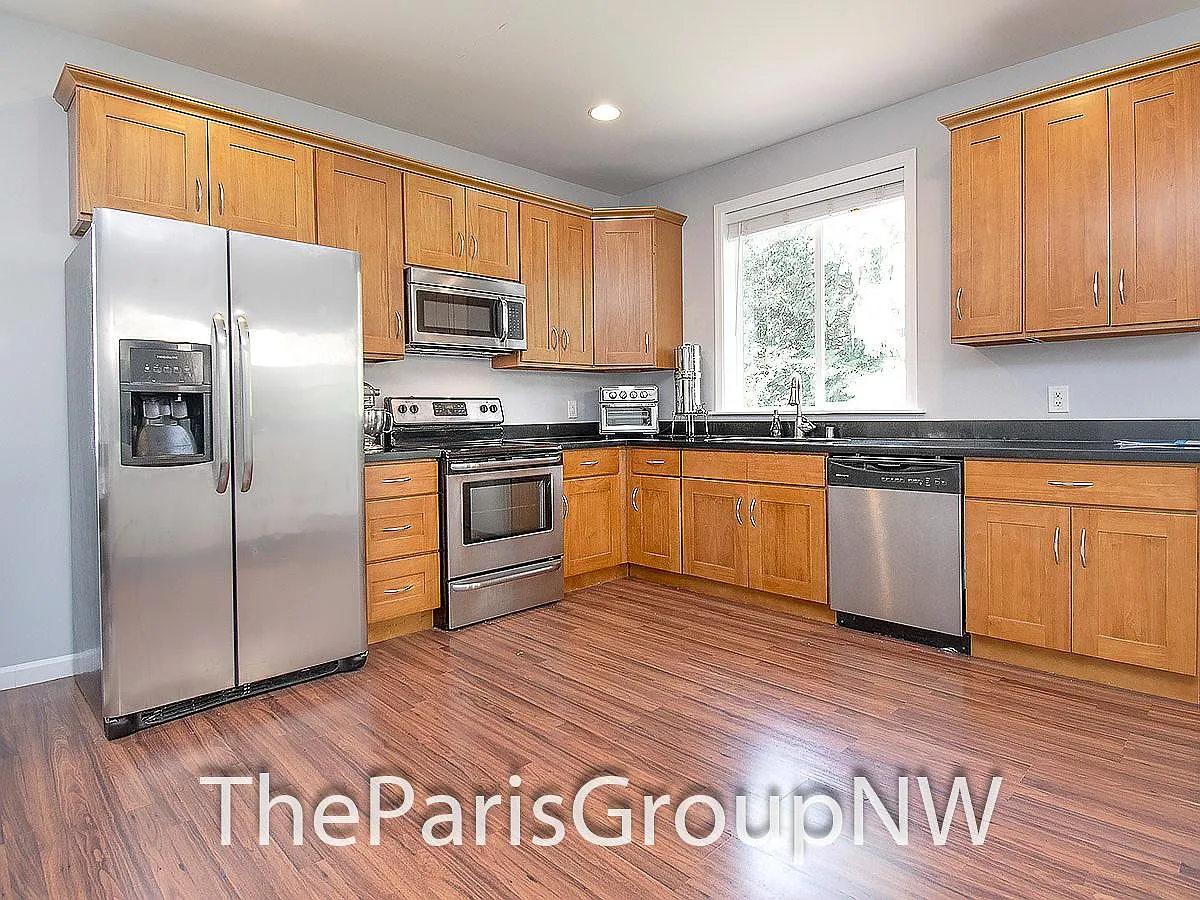 3 bed, 2.5 bath, 1580 sqft, $2,895 — Photo 4