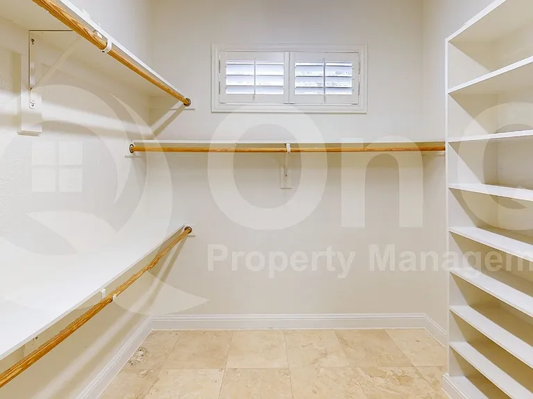 4516 Gilbert Ave — Photo 26