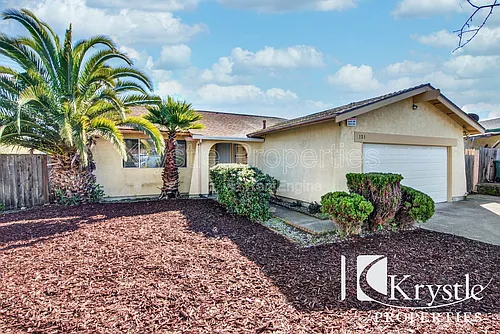 121 Radcliffe Dr Photo 1