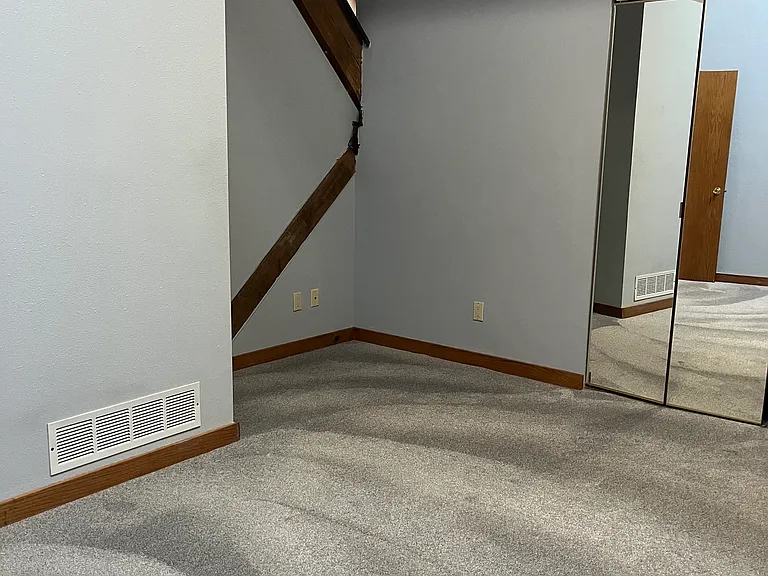 132 W B St #3J — Photo 12