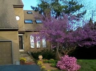 4 Ridge St, Worcester, MA 01604