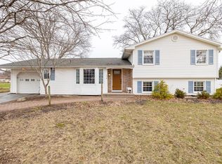 178 Southridge Dr, Rochester, NY 14626