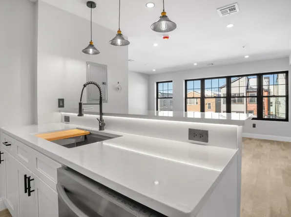 479 15th Ave, Newark, NJ