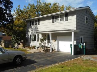240 Denise Rd, Rochester, NY 14612