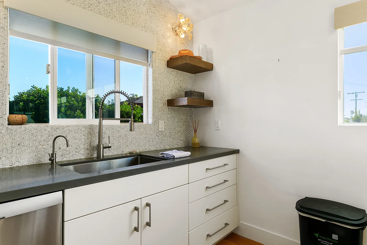1 bed, 500 sqft, $3,250 — Photo 2