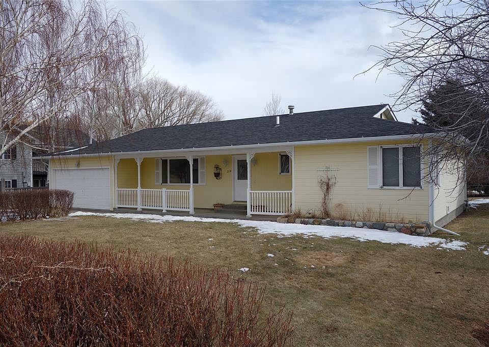 1st image of 214 Spruce Ln
