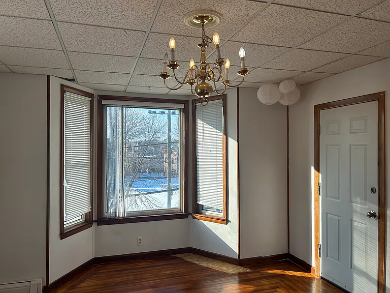 35 Fountain St — Photo 4