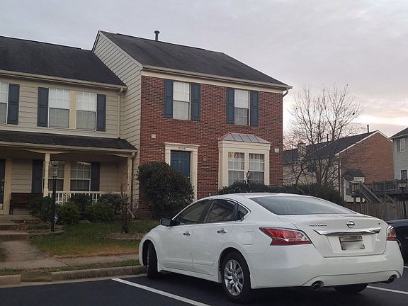 3rd image of 5253 Dunstable Ln