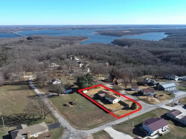 14815 S Orleans Trail Rd, Stockton, MO 65785