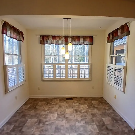 18 Greystone Dr — Photo 13