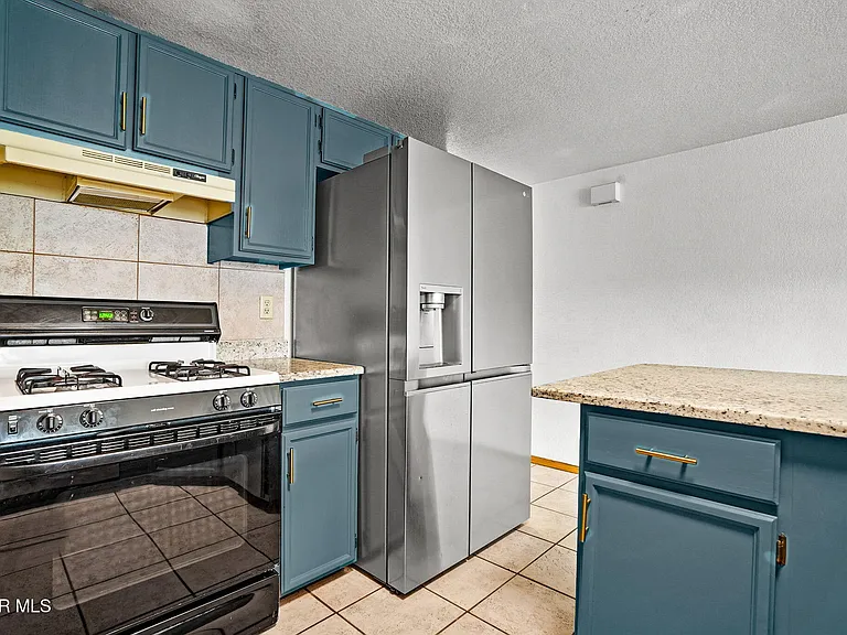 7609 Medano Dr — Photo 10
