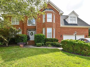 3120 Lodge Dr, Jamestown, NC 27282