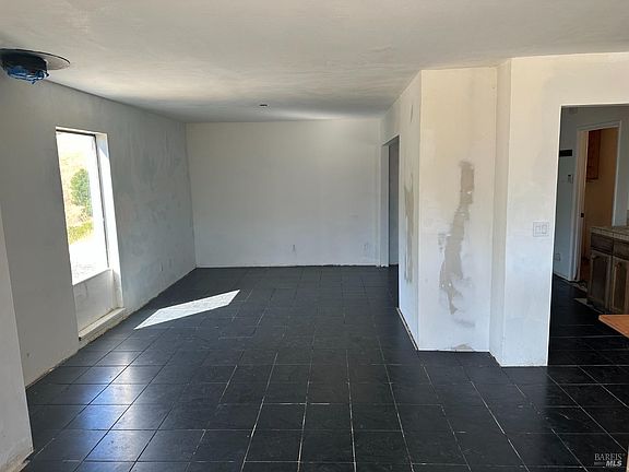 4th image of 4555 Shale Lane
