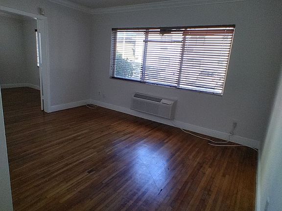 4th image of 219 Menores Ave #14