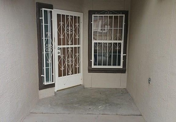 3rd image of 12303 Amstater Cir