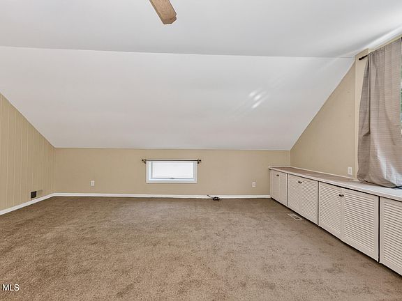 3rd image of 41 Red Mill Road