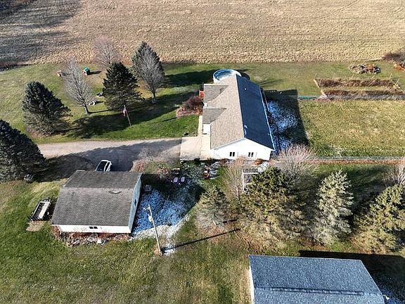 5th image of 4068 Oak St
