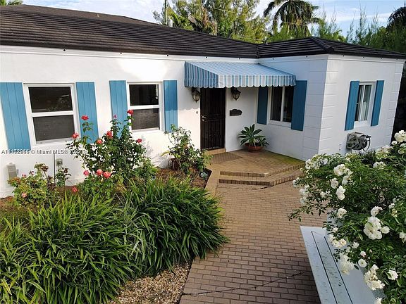 4th image of 7621 Coquina Dr
