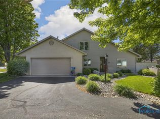 318 Park Pl, Archbold, OH 43502
