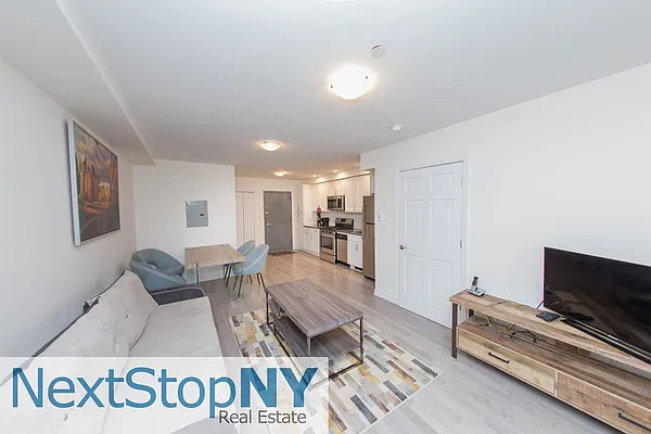 Rented by NextStopNY | media 2