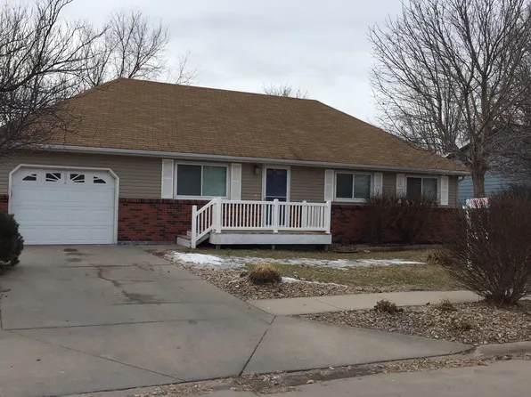 606 W 9th St, Kearney, NE 68845