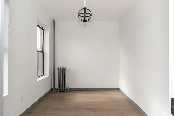 Rented by Pinn Realty | media 19