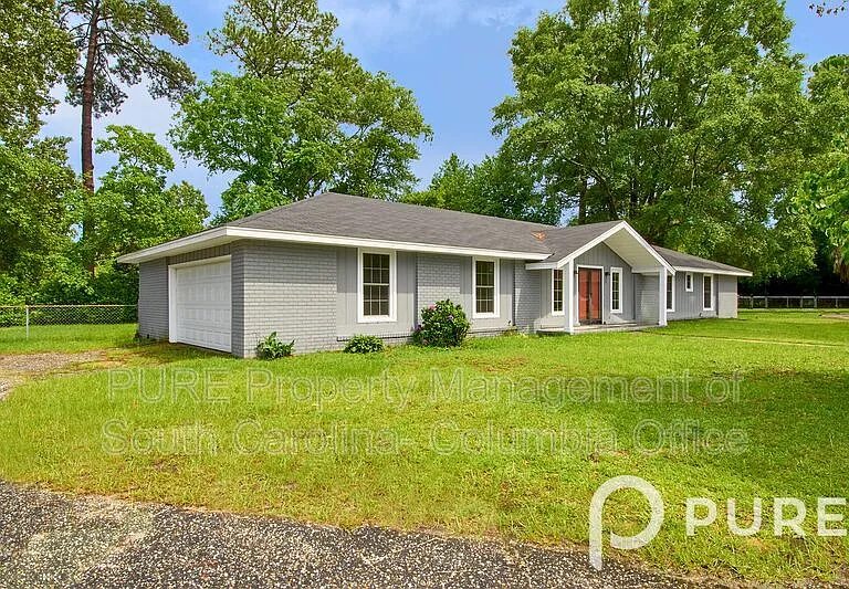 3 Village Ct — Photo 2