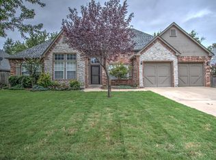 11524 S Nandina Ave, Jenks, OK 74037