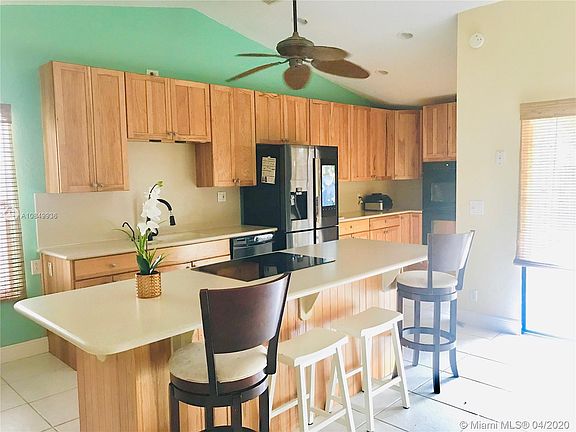 3rd image of 11232 NW 44th St #11232