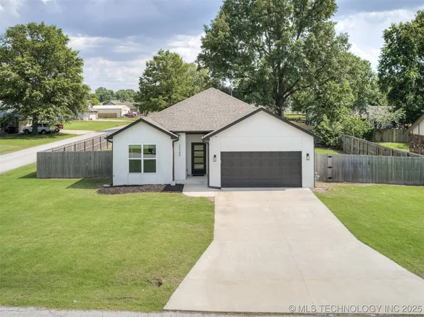 20988 E 35th St S, Broken Arrow, OK 74014