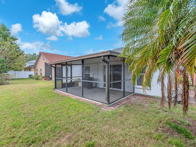 6760 Waterton Dr — Photo 19