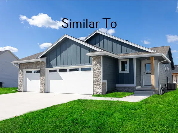 18032 Alpine Dr, Clive, IA 50325