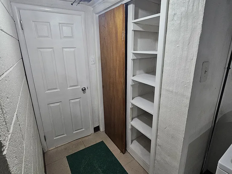 58 Suburban Ln — Photo 5