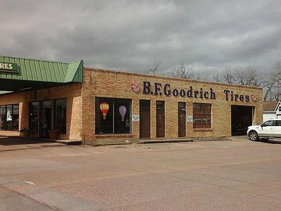 1831 Avenue H, Rosenberg, TX, 77471