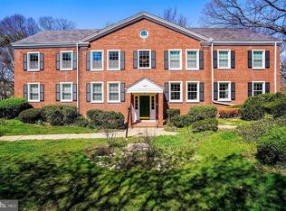 4837 28th St S APT A2, Arlington, VA