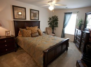 1692 Mallory Cir APT 301, Winston Salem, NC 27106