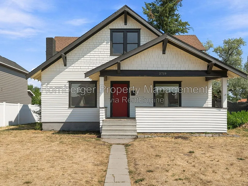 2719 E Columbia Ave