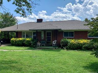 153 Gallimore Rd, Brevard, NC 28712