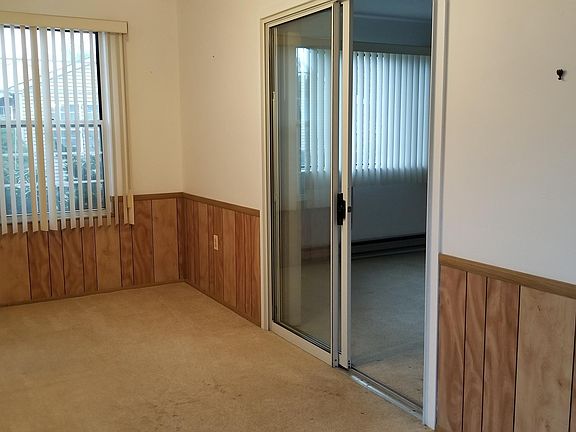 5th image of 8 Ardsley Avenue #A