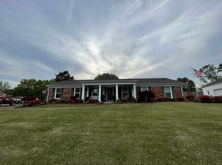 241 Roxie Dr, Florence, AL 35633