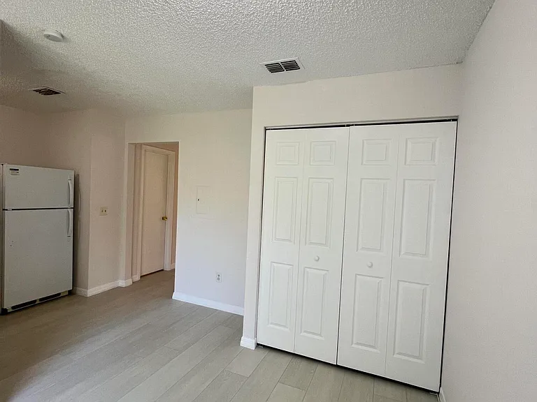 950 Louisiana Ave — Photo 4