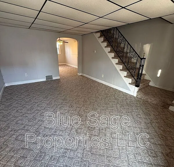 37 Concord Rd — Photo 2