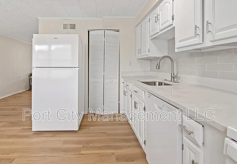 2025 Kelmore Rd #1 — Photo 8