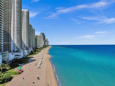 15901 Collins Ave APT 4206, Sunny Isles Beach, FL, 33160