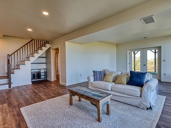 29th image of this home