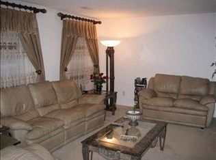 102 Manhassett Ct, Greenville, SC 29607