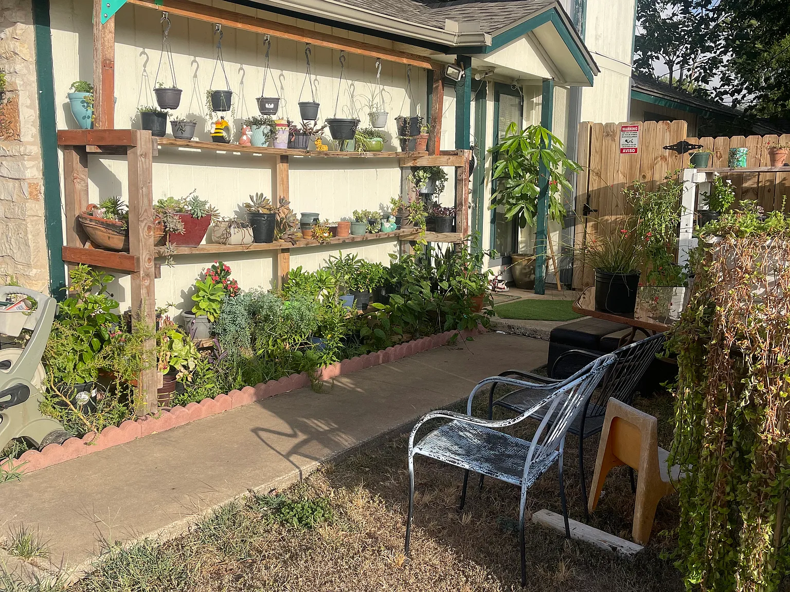 3 bed, 1205 sqft, $1,695 — Photo 4