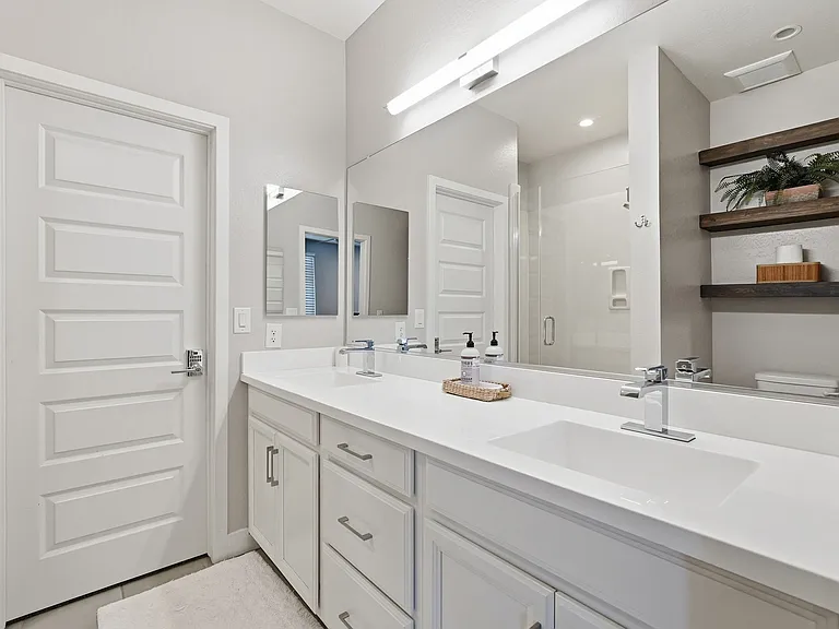 820 N 8th Ave #17 — Photo 31