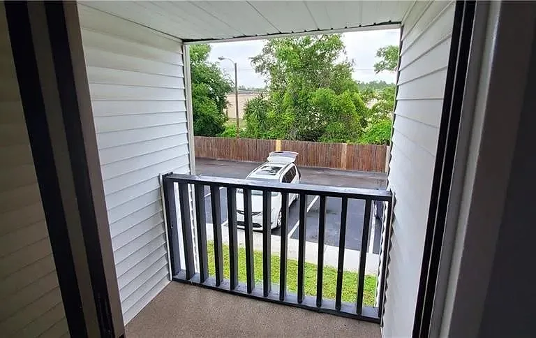 703 Haven Pl — Photo 3
